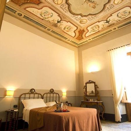 Hotel Palazzo D'Erchia Κονβερσάνο Εξωτερικό φωτογραφία