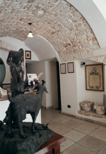 Hotel Palazzo D'Erchia Κονβερσάνο Δωμάτιο φωτογραφία